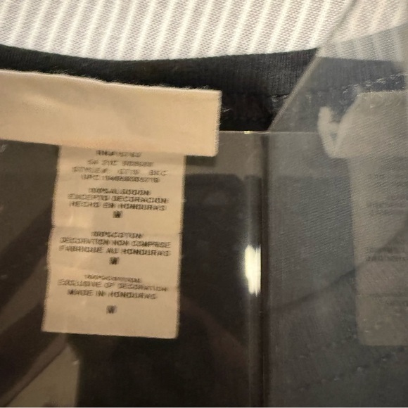 Like New Champion Heritage Flocked C T-Shirt - Picture 4 of 5